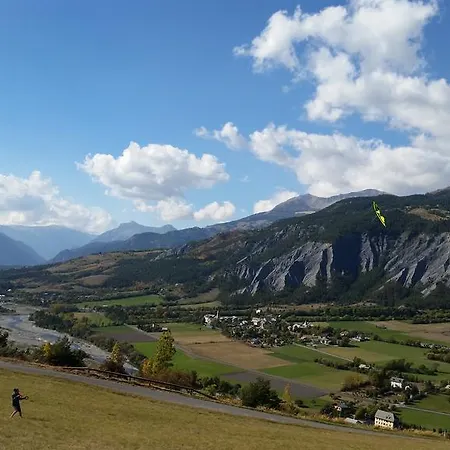 Barcelonnette Ubaye, Provence 公寓