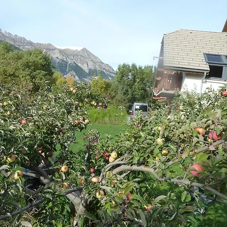 Barcelonnette Ubaye, Provence * Enchastrayes