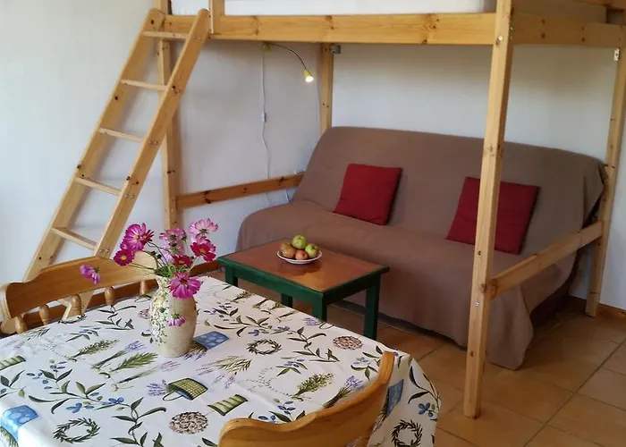 Barcelonnette Ubaye, Provence * Enchastrayes